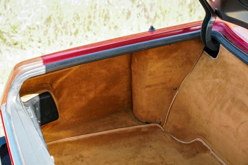 1988 Mercedes-Benz 560SL (LHD) till salu (bild 76 av 209)