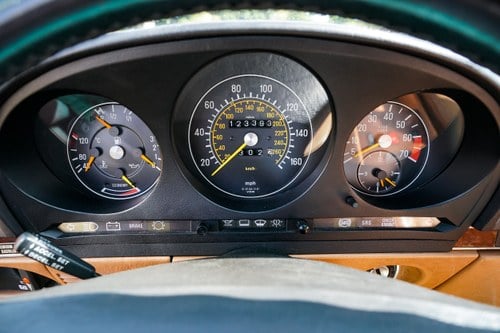 1988 Mercedes-Benz 560SL (LHD) till salu (bild 39 av 209)