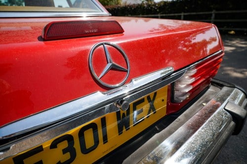 1988 Mercedes-Benz 560SL (LHD) till salu (bild 135 av 209)