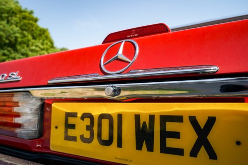 1988 Mercedes-Benz 560SL (LHD) till salu (bild 142 av 209)