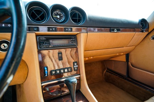 1988 Mercedes-Benz 560SL (LHD) till salu (bild 53 av 209)