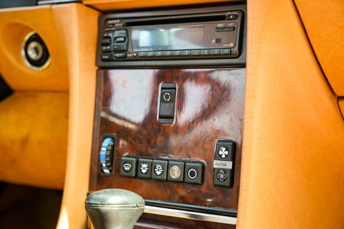 1988 Mercedes-Benz 560SL (LHD) till salu (bild 46 av 209)