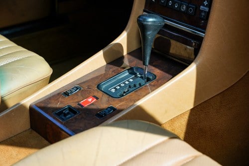 1988 Mercedes-Benz 560SL (LHD) till salu (bild 51 av 209)