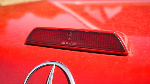 1988 Mercedes-Benz 560SL (LHD) For Sale (picture :index of 137)