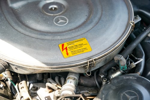 1988 Mercedes-Benz 560SL (LHD) till salu (bild 178 av 209)