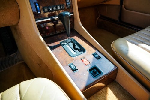 1988 Mercedes-Benz 560SL (LHD) till salu (bild 52 av 209)