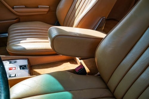 1988 Mercedes-Benz 560SL (LHD) till salu (bild 54 av 209)