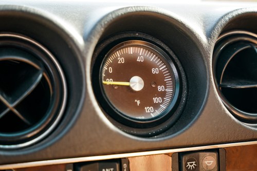 1988 Mercedes-Benz 560SL (LHD) till salu (bild 43 av 209)