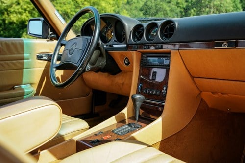 1988 Mercedes-Benz 560SL (LHD) till salu (bild 36 av 209)