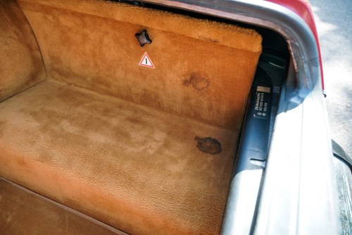 1988 Mercedes-Benz 560SL (LHD) till salu (bild 83 av 209)