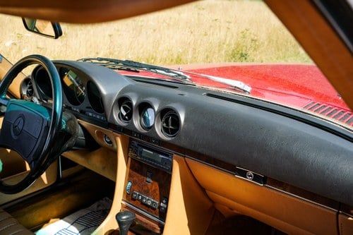 1988 Mercedes-Benz 560SL (LHD) till salu (bild 37 av 209)