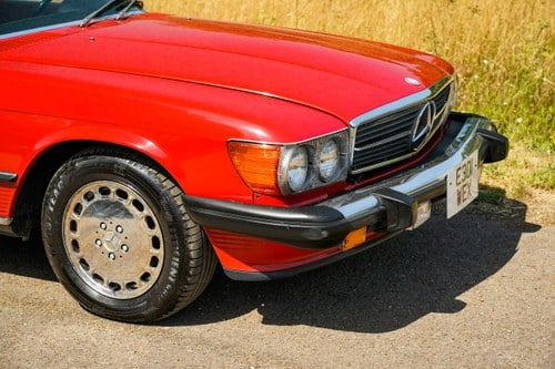 1988 Mercedes-Benz 560SL (LHD) till salu (bild 154 av 209)