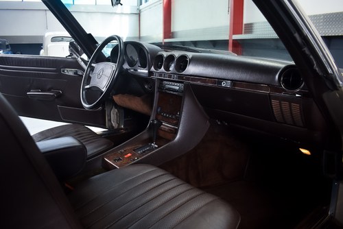 NO RESERVE - 1987 Mercedes-Benz 560SL Convertible 5,6L V8 - LHD In vendita (immagine 47 di 110)