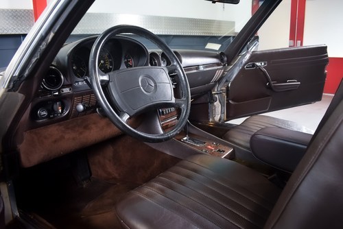 NO RESERVE - 1987 Mercedes-Benz 560SL Convertible 5,6L V8 - LHD In vendita (immagine 38 di 110)