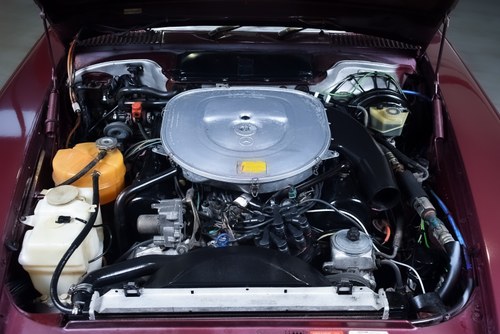 NO RESERVE - 1987 Mercedes-Benz 560SL Convertible (R107) 5.6L V8 LHD In vendita (immagine 75 di 105)