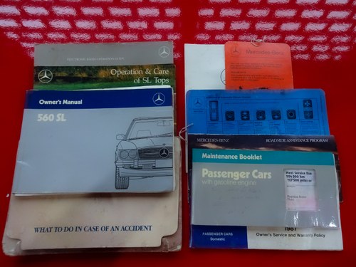 NO RESERVE - 1987 Mercedes-Benz 560SL Convertible (R107) 5.6L V8 LHD In vendita (immagine 85 di 105)