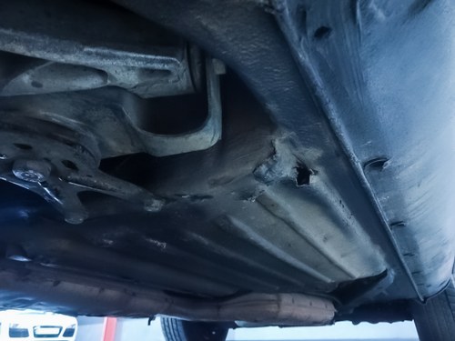 NO RESERVE - 1987 Mercedes-Benz 560SL Convertible (R107) 5.6L V8 LHD In vendita (immagine 82 di 105)