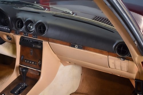 NO RESERVE - 1987 Mercedes-Benz 560SL Convertible (R107) 5.6L V8 In vendita (immagine 62 di 124)