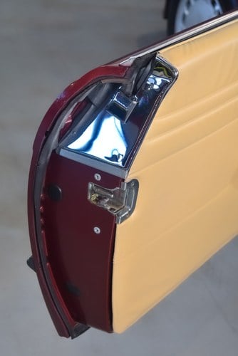 NO RESERVE - 1987 Mercedes-Benz 560SL Convertible (R107) 5.6L V8 In vendita (immagine 40 di 124)