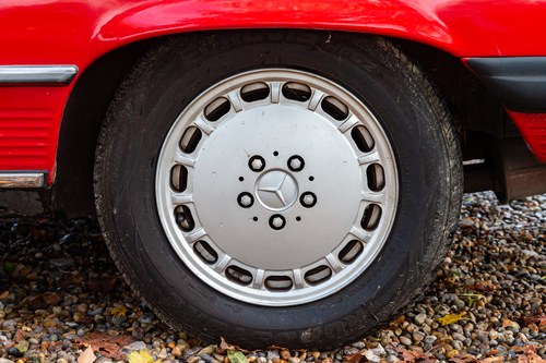 1988 Mercedes-Benz 560SL (R107, LHD) For Sale (picture 34 of 161)