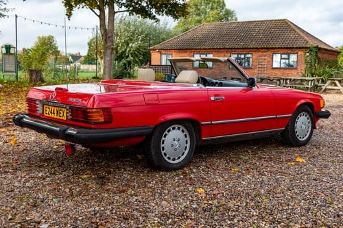 1988 Mercedes-Benz 560SL (R107, LHD) For Sale (picture 6 of 161)