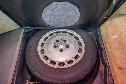 1988 Mercedes-Benz 560SL (R107, LHD) For Sale (picture 93 of 161)