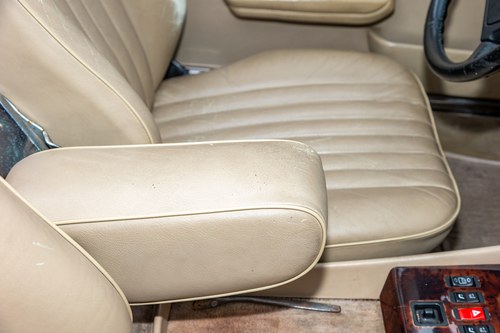 1988 Mercedes-Benz 560SL (R107, LHD) For Sale (picture 43 of 161)