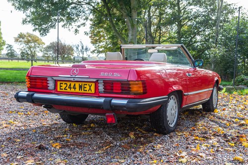 1988 Mercedes-Benz 560SL (R107, LHD) For Sale (picture 17 of 161)