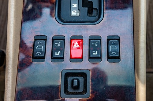 1988 Mercedes-Benz 560SL (R107, LHD) For Sale (picture 74 of 161)