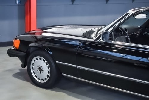 NO RESERVE - 1986 Mercedes-Benz 560SL (R107) LHD In vendita (immagine 71 di 106)