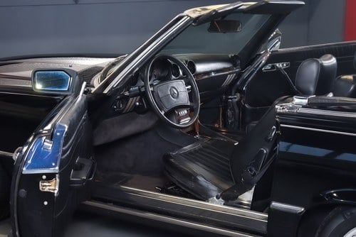 NO RESERVE - 1986 Mercedes-Benz 560SL (R107) LHD In vendita (immagine 38 di 106)