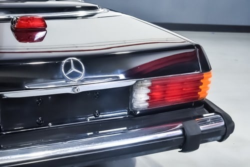 NO RESERVE - 1986 Mercedes-Benz 560SL (R107) LHD In vendita (immagine 76 di 106)