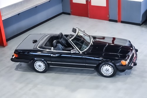 NO RESERVE - 1986 Mercedes-Benz 560SL (R107) LHD In vendita (immagine 16 di 106)
