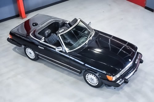 NO RESERVE - 1986 Mercedes-Benz 560SL (R107) LHD In vendita (immagine 15 di 106)