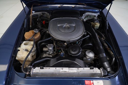 1987 Mercedes-Benz 560SL (R107) For Sale (picture 81 of 101)