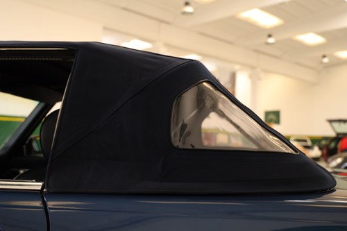 1987 Mercedes-Benz 560SL (R107) For Sale (picture 68 of 101)