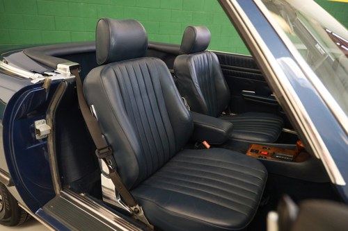 1987 Mercedes-Benz 560SL (R107) For Sale (picture 40 of 101)