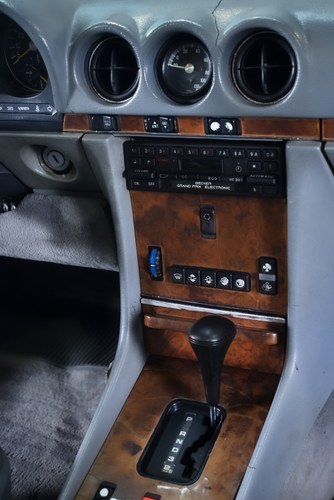 1986 Mercedes-Benz R107 560SL Convertible 5.6L V8 LHD In vendita (immagine 53 di 99)