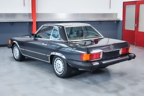 1986 Mercedes-Benz R107 560SL Convertible 5.6L V8 LHD In vendita (immagine 31 di 99)