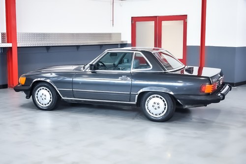 1986 Mercedes-Benz R107 560SL Convertible 5.6L V8 LHD In vendita (immagine 32 di 99)