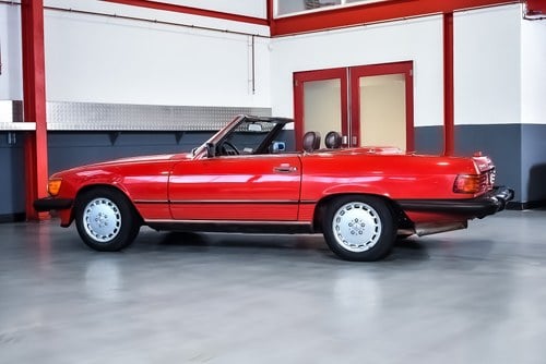 NO RESERVE - 1988 Mercedes 560SL Roadster zum Verkauf (Bild 20 von 81)