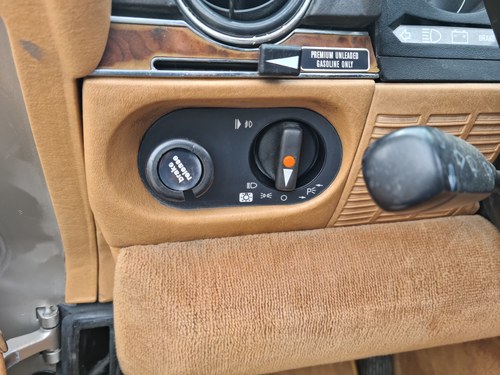 1988 Mercedes-Benz 560SL LHD zum Verkauf (Bild 62 von 128)