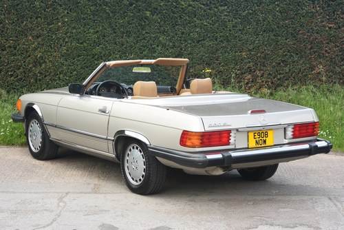 1988 Mercedes-Benz 560SL LHD zum Verkauf (Bild 3 von 128)