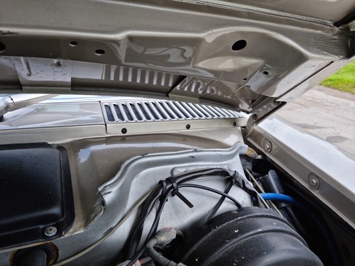 1988 Mercedes-Benz 560SL LHD zum Verkauf (Bild 111 von 128)