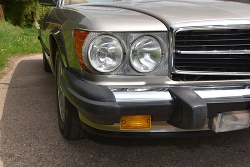 1988 Mercedes-Benz 560SL LHD zum Verkauf (Bild 88 von 128)