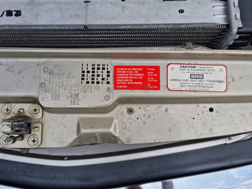 1988 Mercedes-Benz 560SL LHD zum Verkauf (Bild 105 von 128)