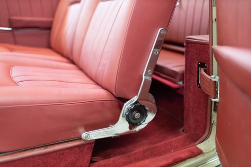 1952 Mercedes-Benz 220 ''Cabriolet A'' (W187) In vendita (immagine 28 di 116)