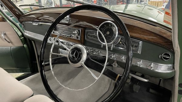 1954 Mercedes-Benz 300 Adenauer (W186) For Sale (picture :index of 14)