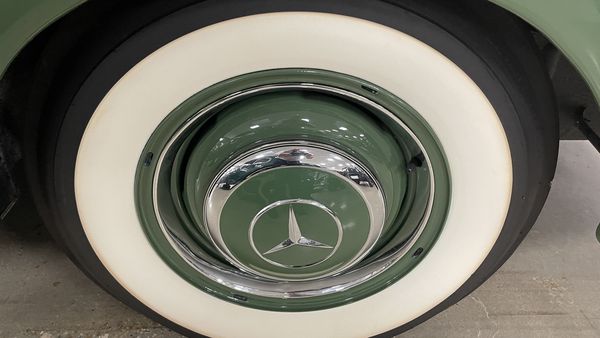 1954 Mercedes-Benz 300 Adenauer (W186) For Sale (picture :index of 10)