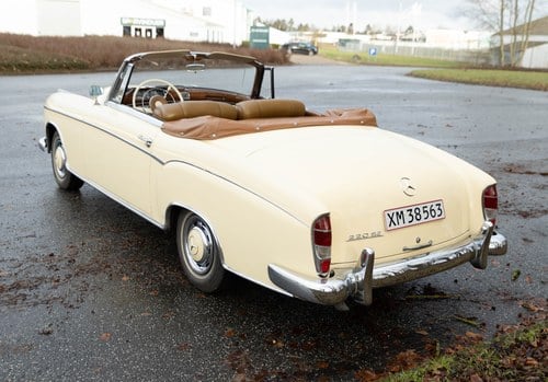 1960 Mercedes-Benz W128 220SE Cabriolet For Sale (picture 6 of 104)